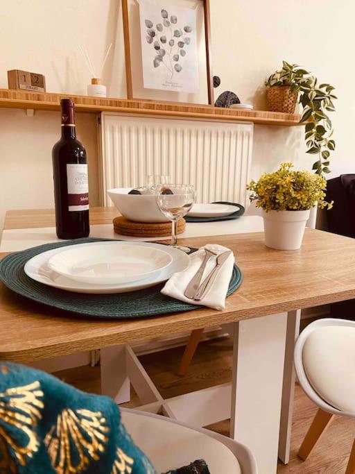 Appartement Cosy Au Calme A 20 Min De Paris Villejuif Luaran gambar